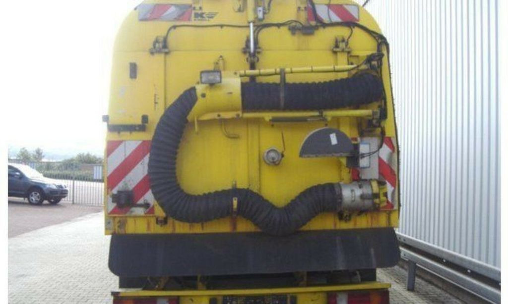 Mercedes-Benz SK 1820 4x2 Schienenreinigungs Kehrmaschine RAIL - Sopmaskin: bild 4 Mercedes-Benz SK 1820 4x2 Schienenreinigungs Kehrmaschine RAIL - Sopmaskin: bild 4