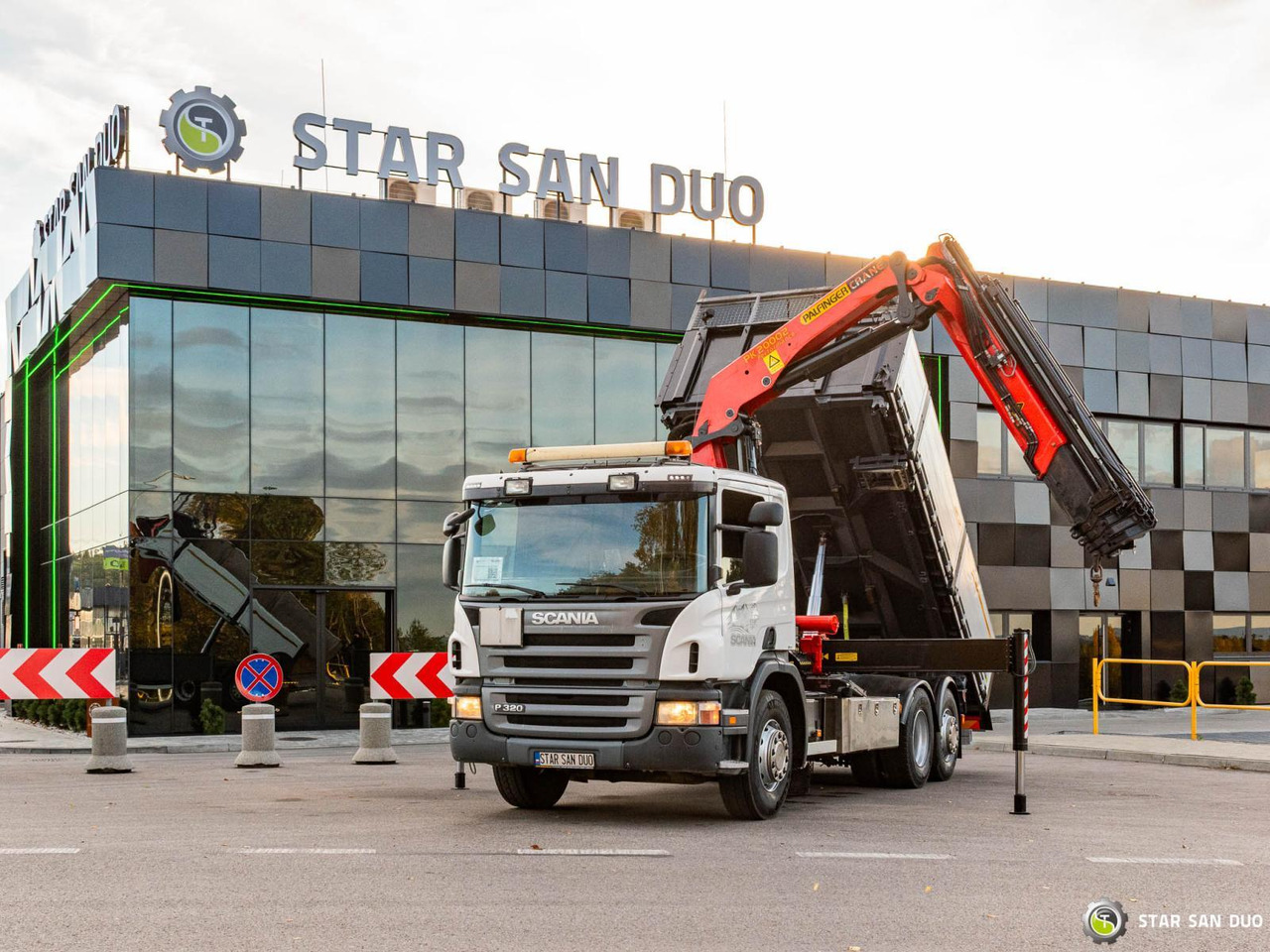 - Kranbil: bild 5 - Kranbil: bild 5