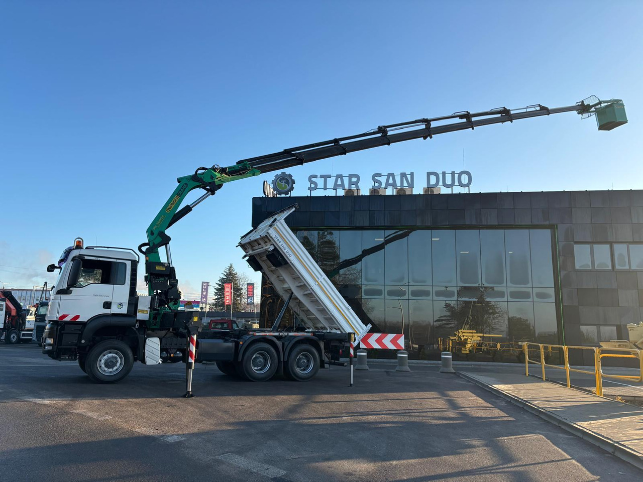 - Kranbil: bild 5 - Kranbil: bild 5