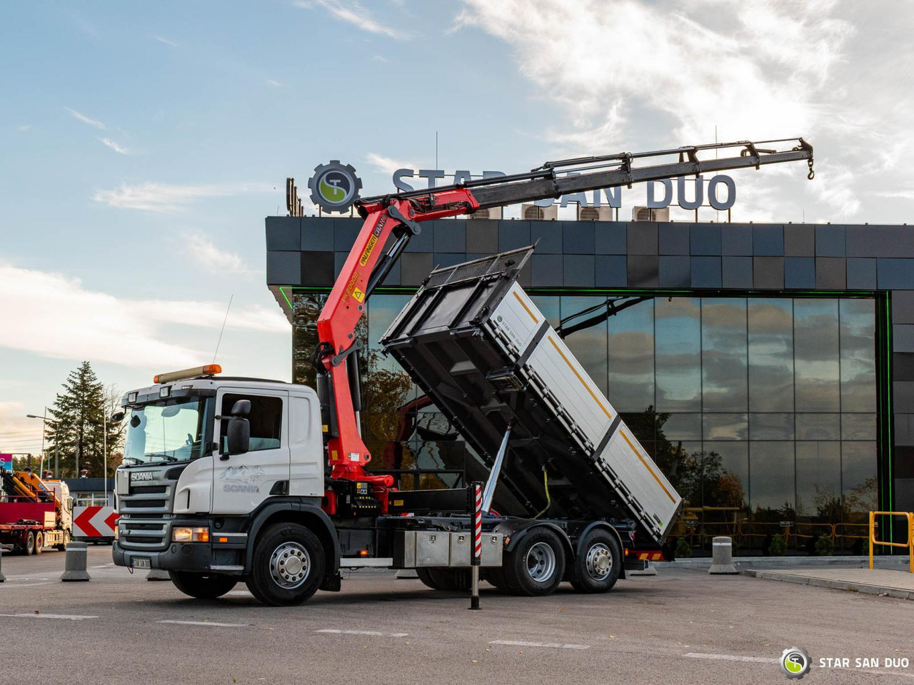 - Kranbil: bild 3 - Kranbil: bild 3