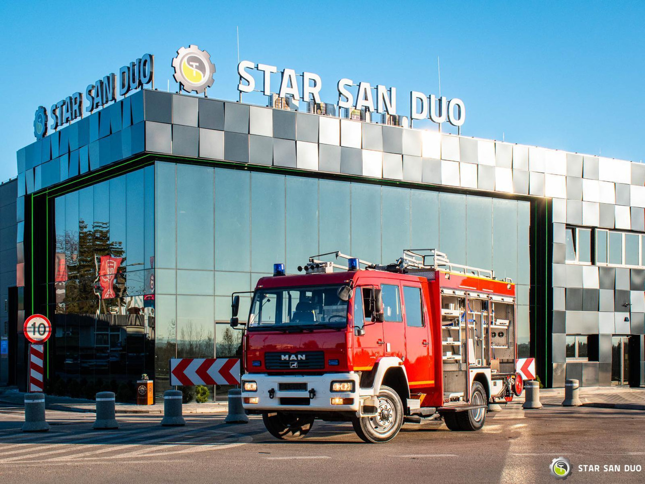 - Släck/ Räddningsvagn: bild 3 - Släck/ Räddningsvagn: bild 3