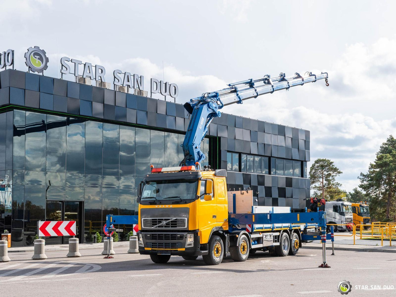 - Kranbil: bild 1 - Kranbil: bild 1