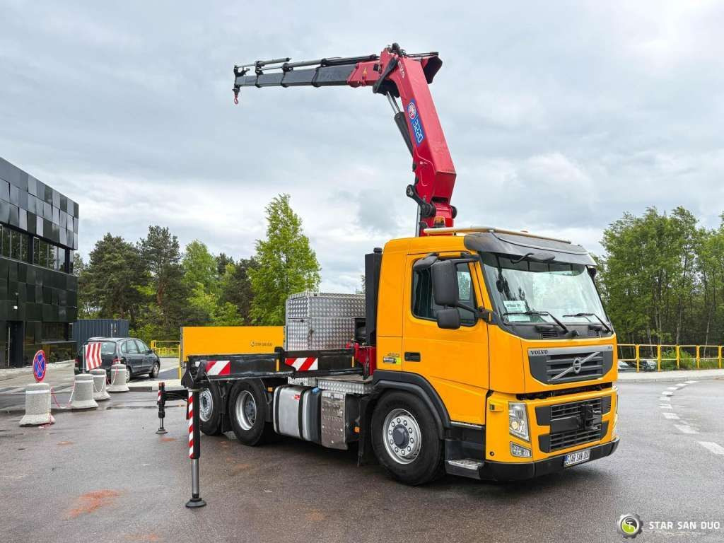 Volvo FM 460 6x4x4 HMF 3220 Crane HDS - Kranbil: bild 2 Volvo FM 460 6x4x4 HMF 3220 Crane HDS - Kranbil: bild 2