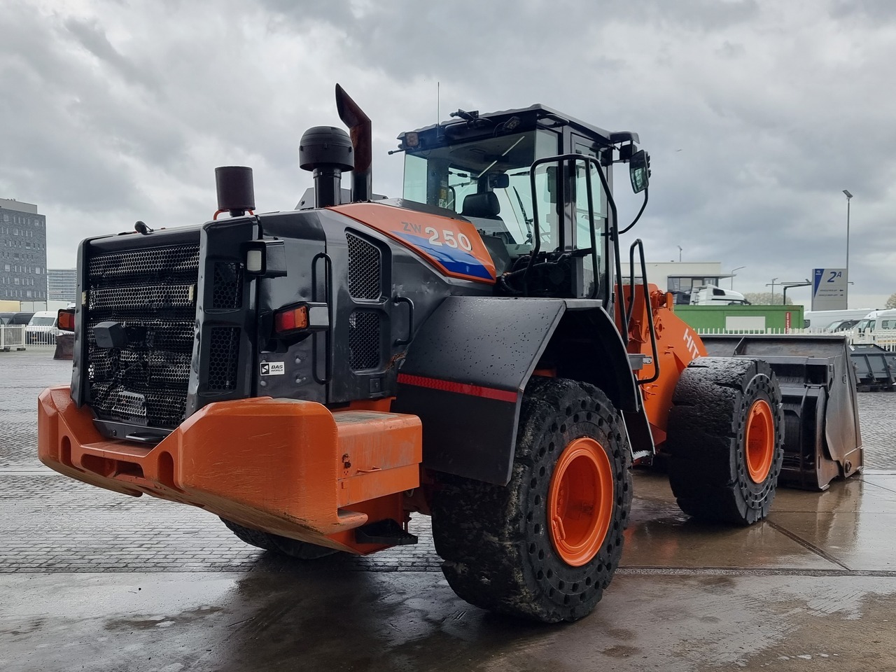 HITACHI ZW 250 - Hjullastare: bild 2 HITACHI ZW 250 - Hjullastare: bild 2