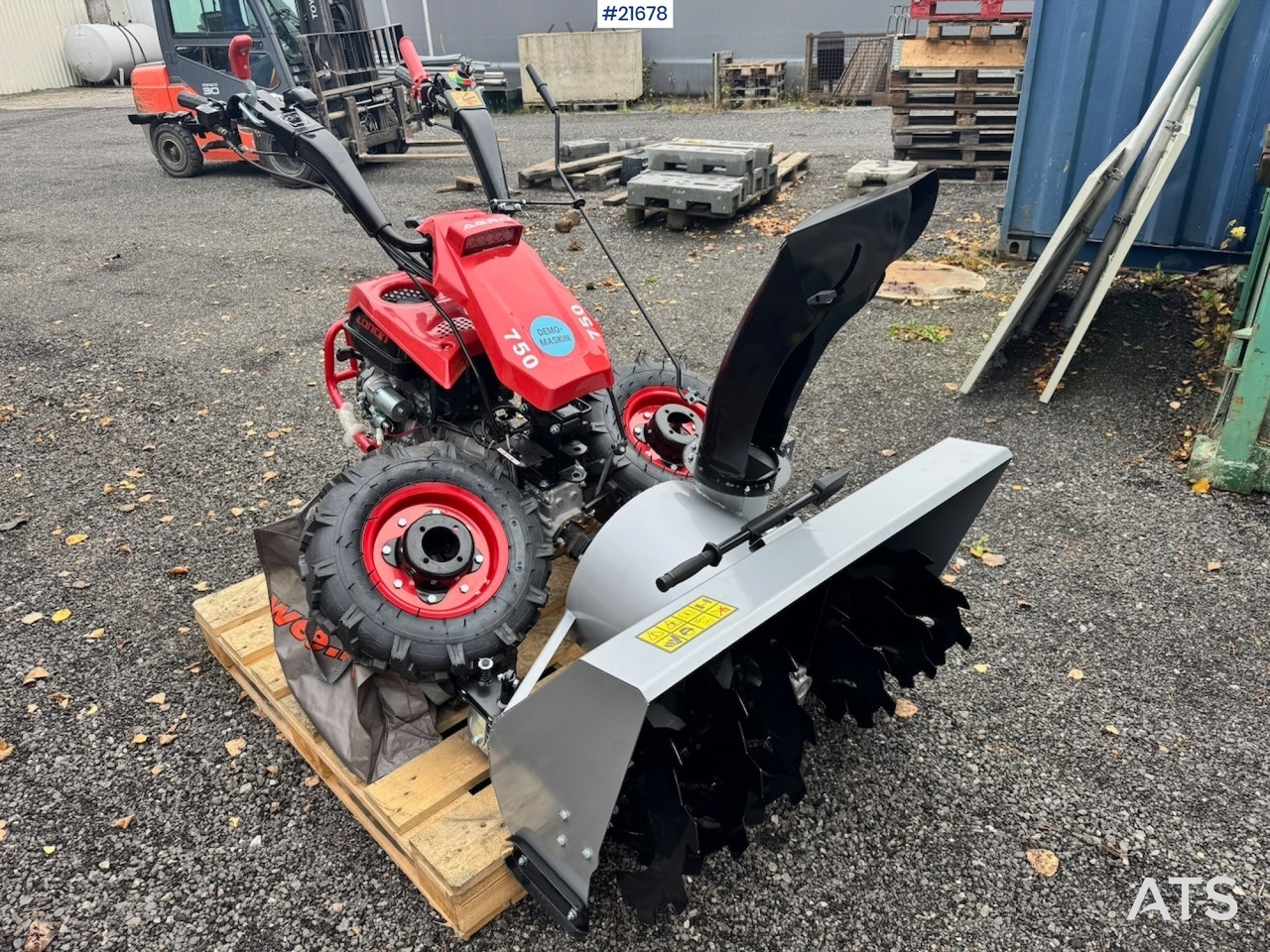 Agro 750 - Tvåhjulstraktor: bild 2 Agro 750 - Tvåhjulstraktor: bild 2