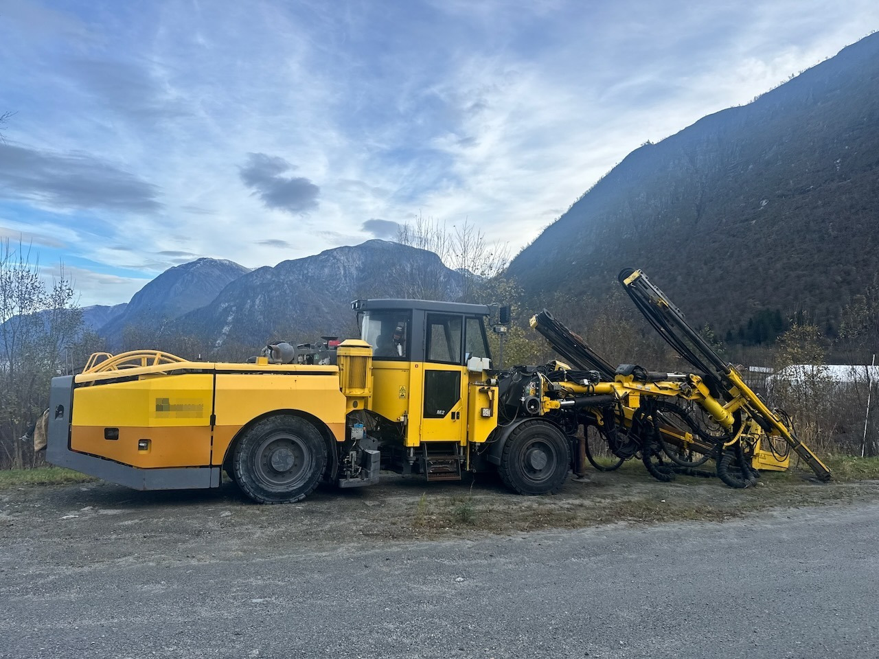 Atlas Copco 2015 Atlas Copco Boomer MC2 Tunnelborerigg. - Fullortsborrmaskin: bild 2 Atlas Copco 2015 Atlas Copco Boomer MC2 Tunnelborerigg. - Fullortsborrmaskin: bild 2