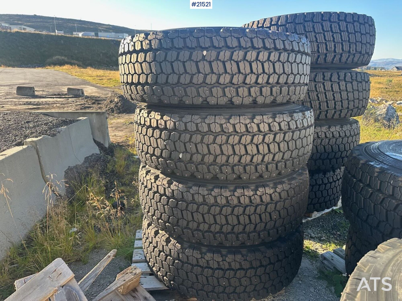 Bridgestone dekk - Däck för Byggmaskiner: bild 2 Bridgestone dekk - Däck för Byggmaskiner: bild 2