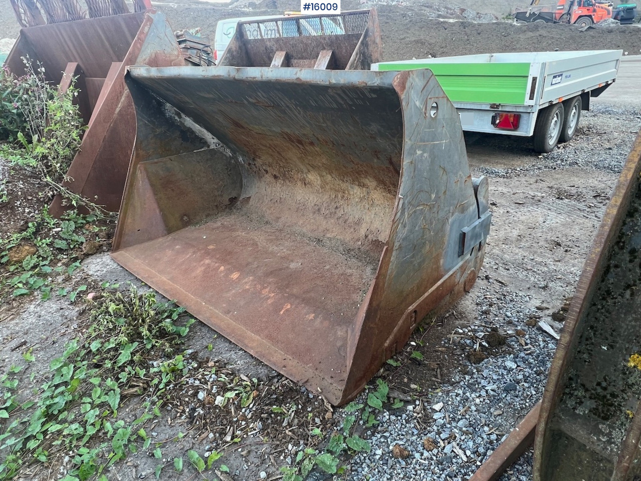 Hjullasterskuffe m/ liten BM feste - Lastarskopa för Byggmaskiner: bild 3 Hjullasterskuffe m/ liten BM feste - Lastarskopa för Byggmaskiner: bild 3