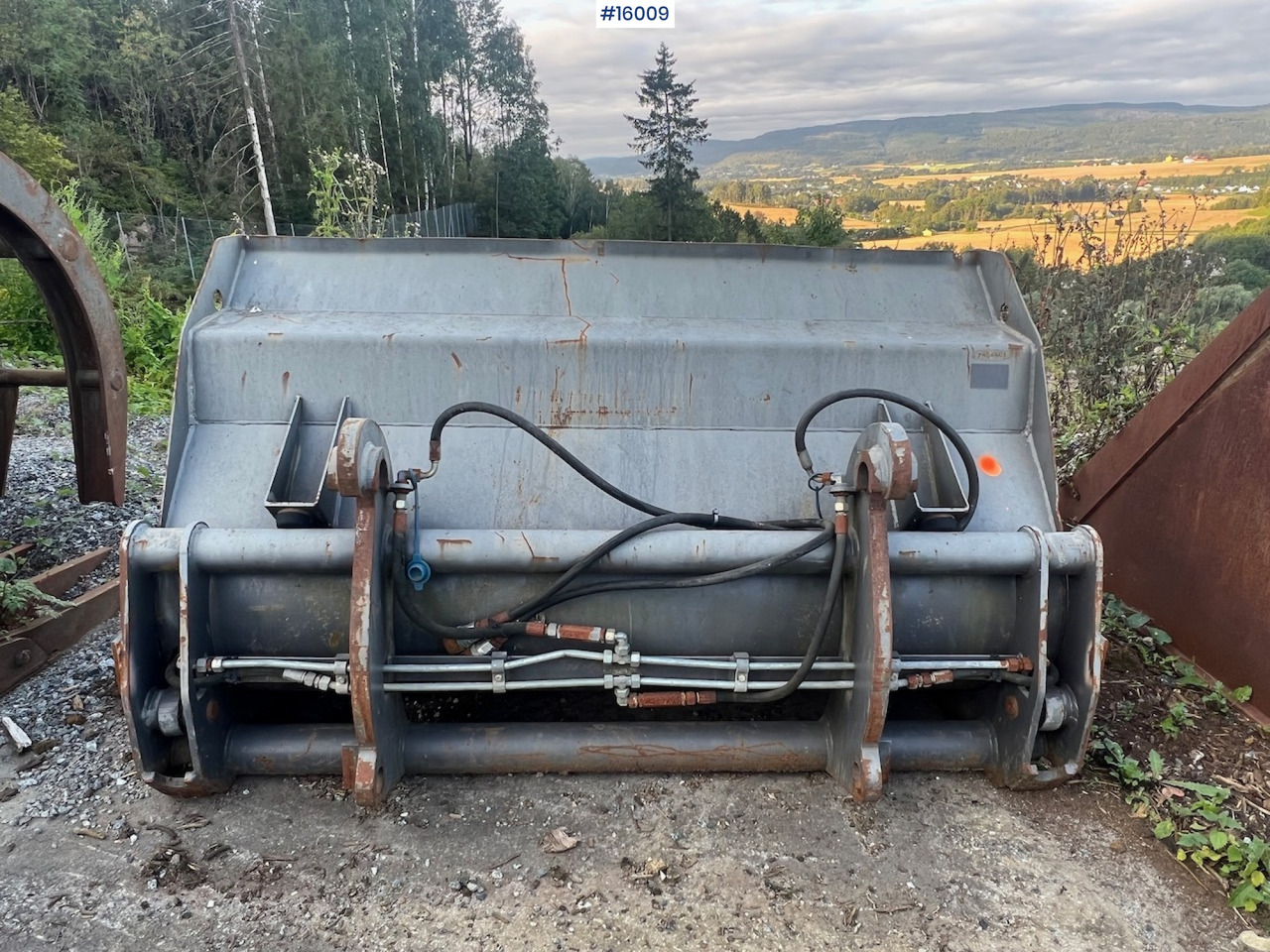 Hjullasterskuffe m/ liten BM feste - Lastarskopa för Byggmaskiner: bild 5 Hjullasterskuffe m/ liten BM feste - Lastarskopa för Byggmaskiner: bild 5