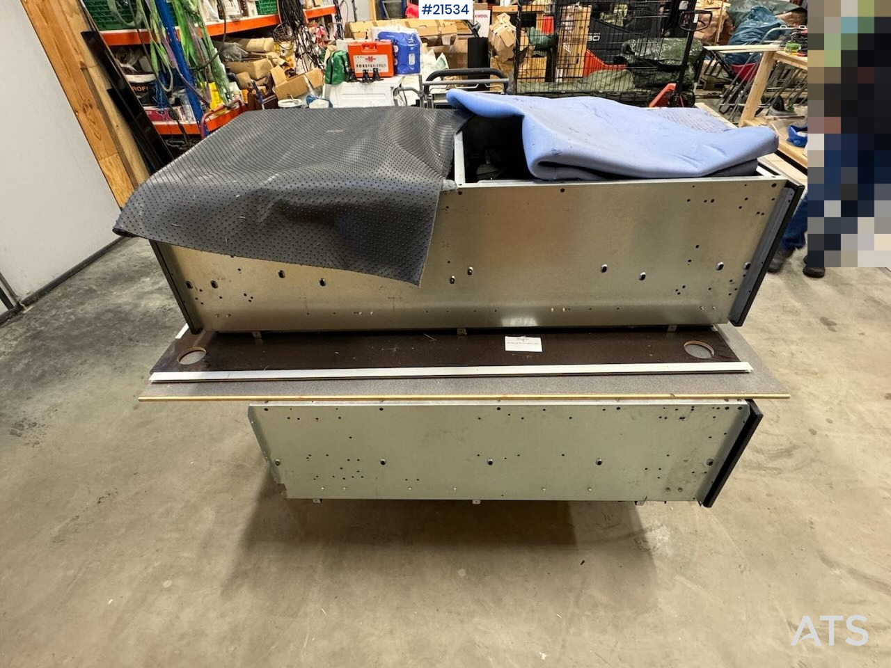 Innredning til Mercedes Vito - Hytt och interiör för Transportbil: bild 1 Innredning til Mercedes Vito - Hytt och interiör för Transportbil: bild 1