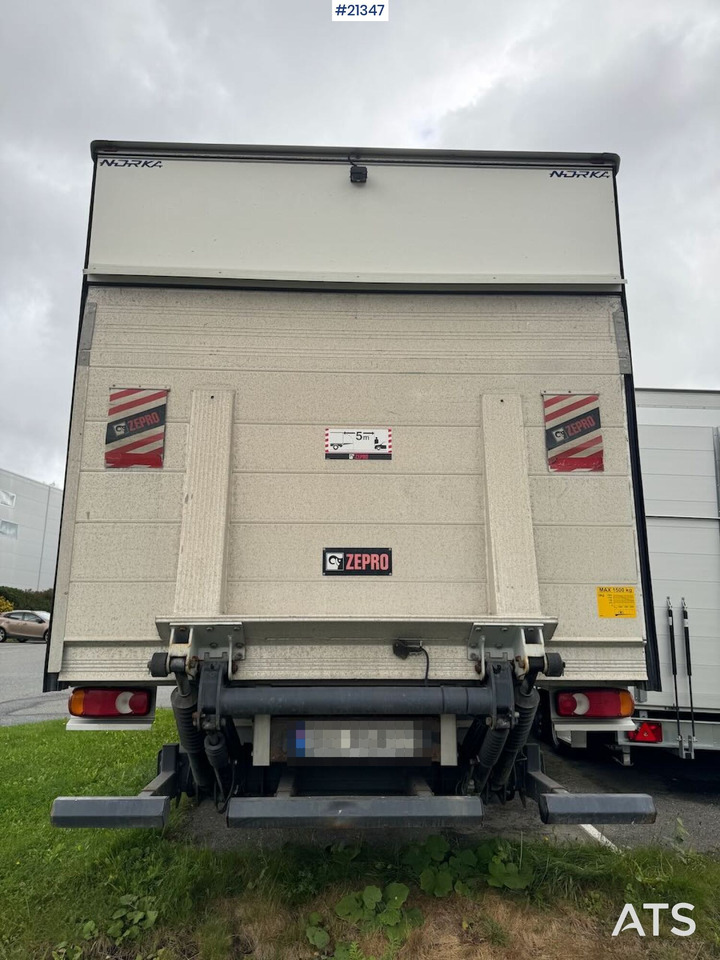 Iveco Eurocargo 75-210 - Lastbil med skåp: bild 4 Iveco Eurocargo 75-210 - Lastbil med skåp: bild 4