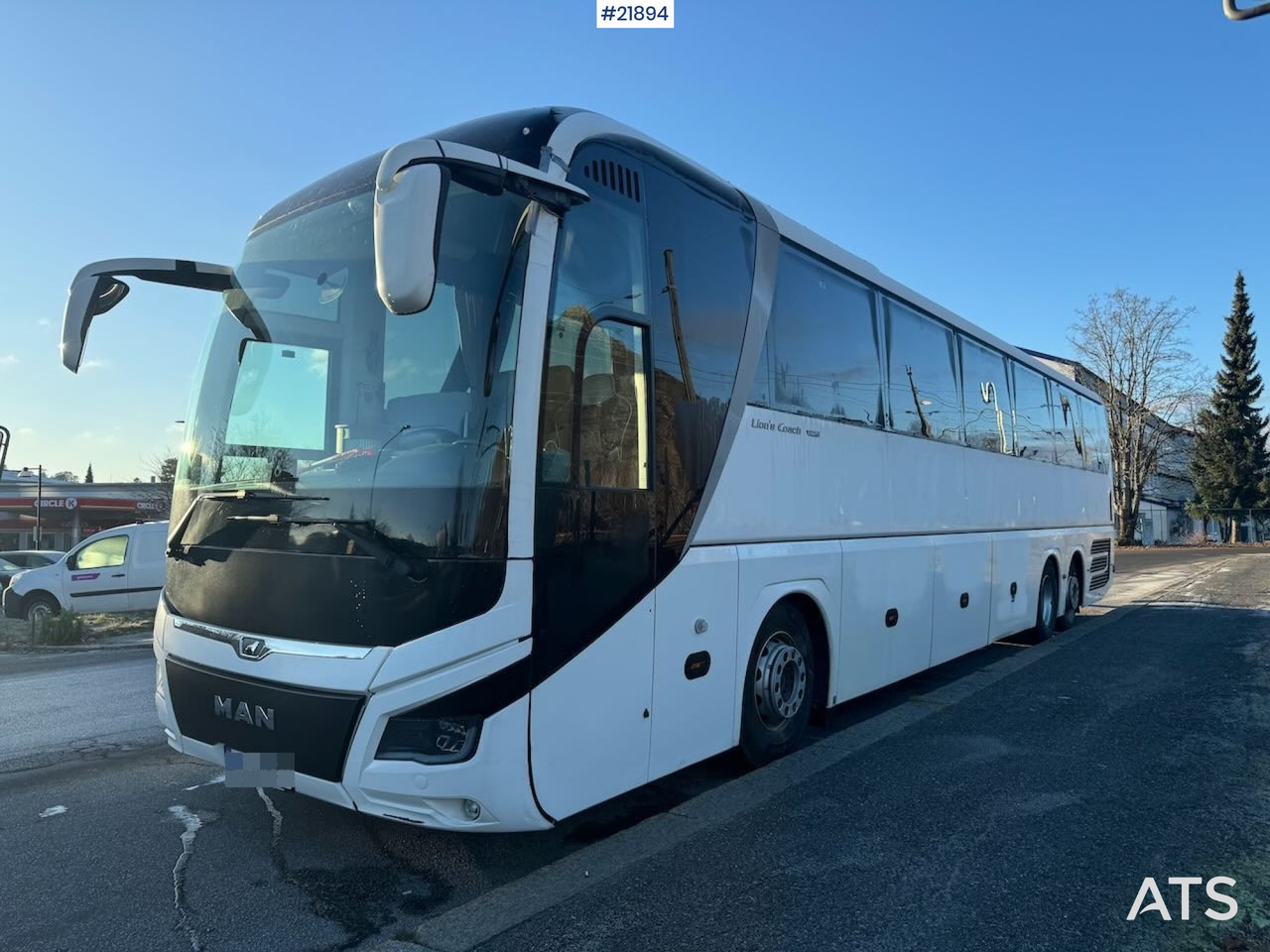 MAN Lion´s Coach 6x2 Turbuss. 63 seter. SE VIDEO - Turistbuss: bild 1 MAN Lion´s Coach 6x2 Turbuss. 63 seter. SE VIDEO - Turistbuss: bild 1