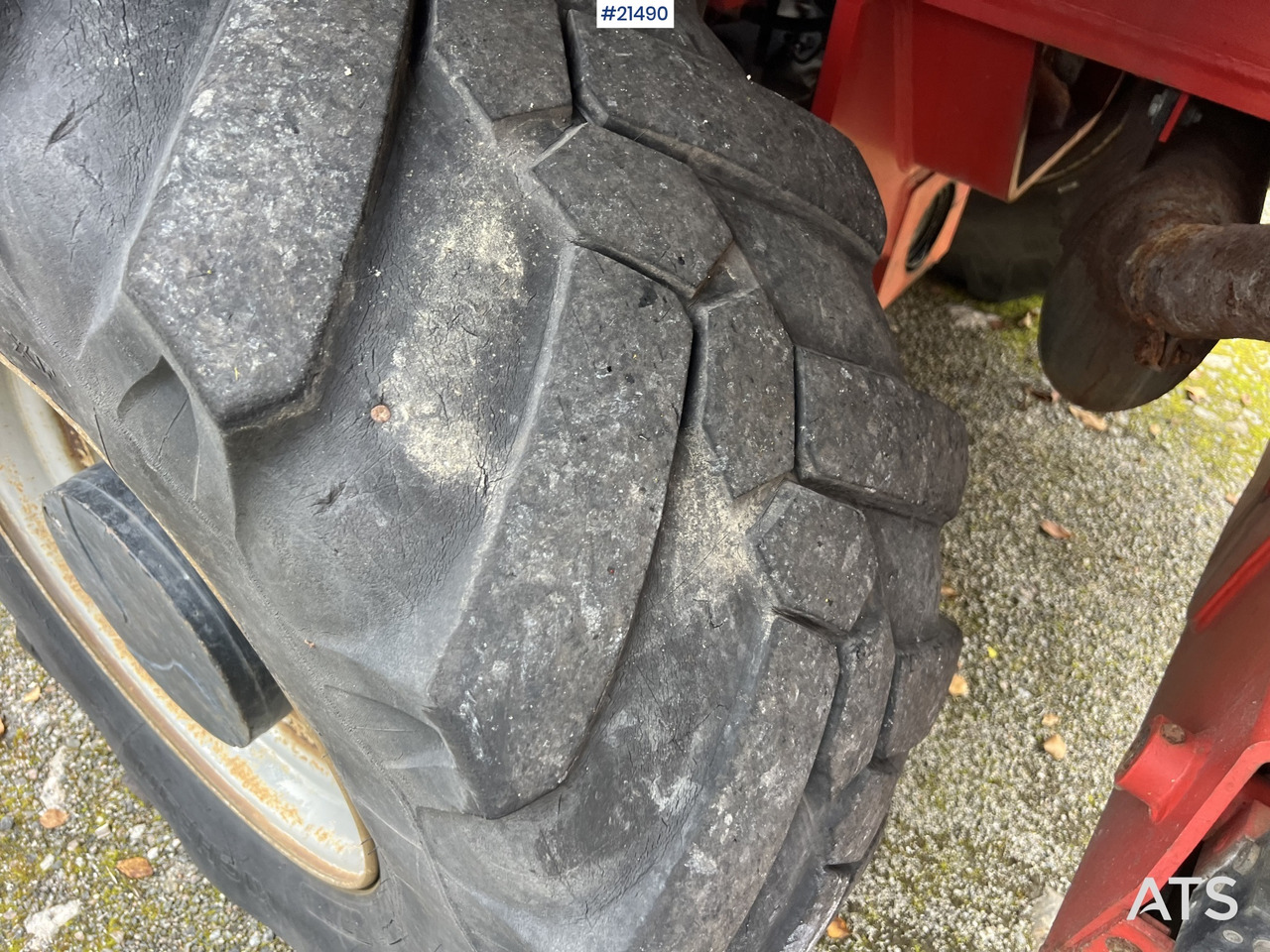 Teleskoplastar Manitou MRT2540 m/ radiostyring, mannskapskorg, 2 sett pallegafler, jibb med vinsj (1.5 tonn): bild 16