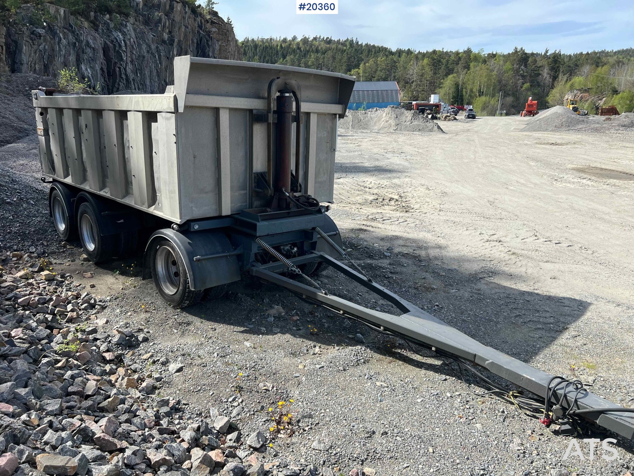 Maur 3 akslet slephenger - Tippsläp: bild 2 Maur 3 akslet slephenger - Tippsläp: bild 2