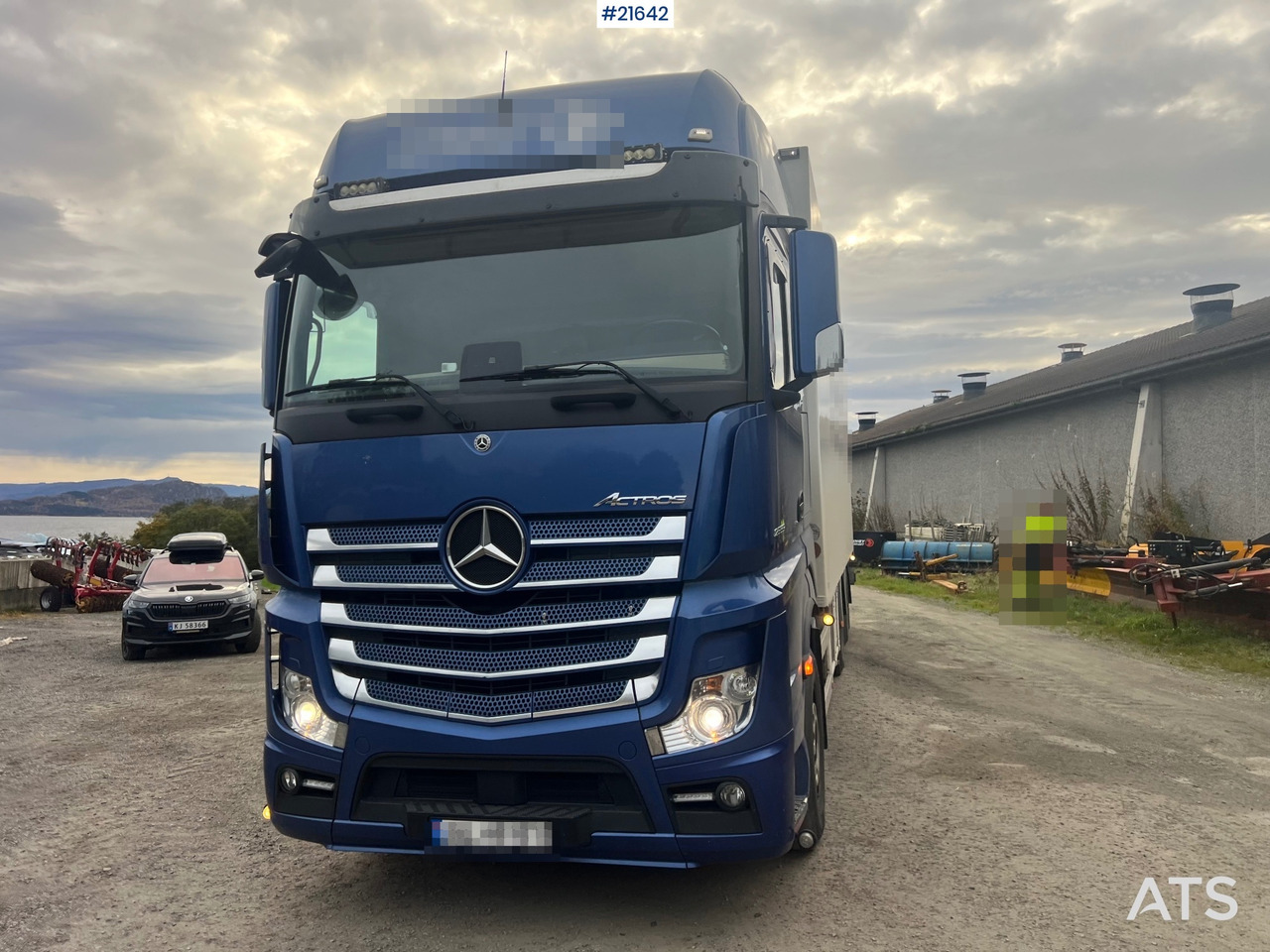 Mercedes-Benz Actrox 6x2 skapbil m/ kjøl/frys aggregat - Lastbil med skåp: bild 3 Mercedes-Benz Actrox 6x2 skapbil m/ kjøl/frys aggregat - Lastbil med skåp: bild 3