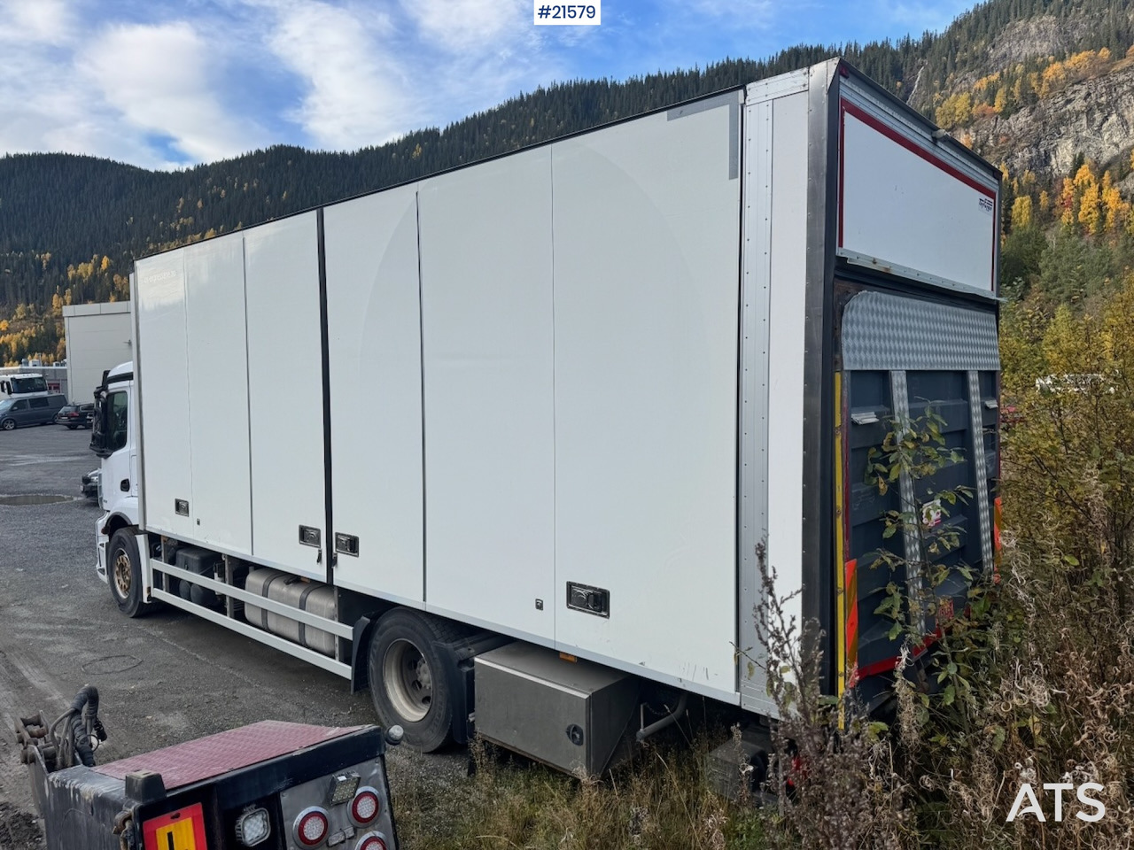 Mercedes-Benz Antos 1832 m/ Full sideåpning og Kjøl/frys. - Lastbil med skåp: bild 3 Mercedes-Benz Antos 1832 m/ Full sideåpning og Kjøl/frys. - Lastbil med skåp: bild 3