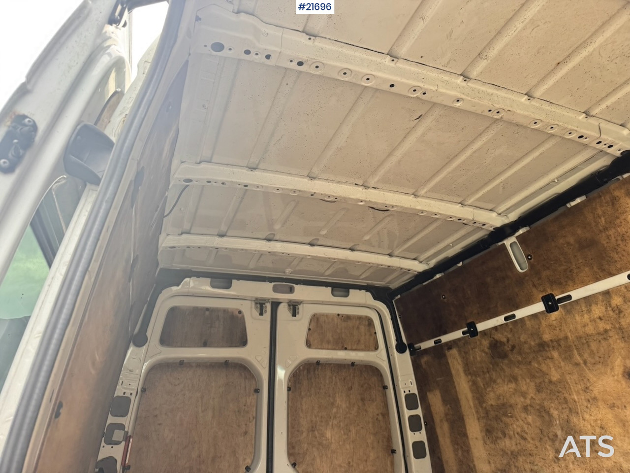 Skåpbil Mercedes SPRINTER: bild 25 Skåpbil Mercedes SPRINTER: bild 25