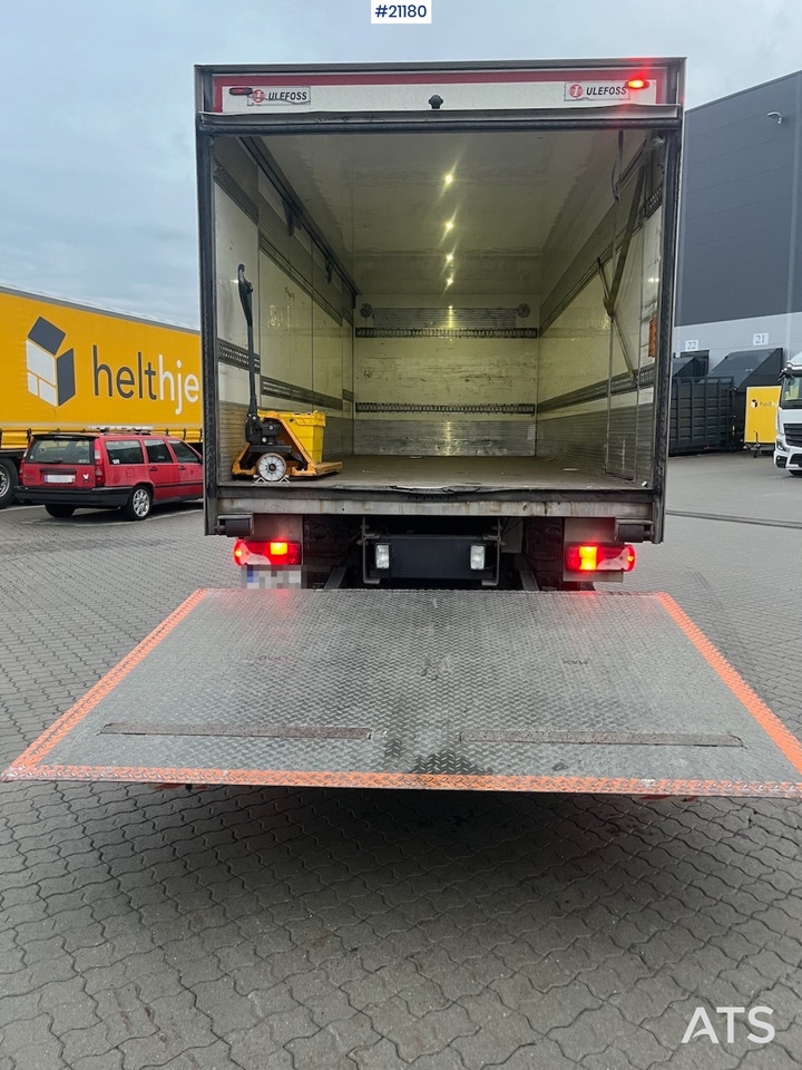 Scania P250 - Lastbil med skåp: bild 4 Scania P250 - Lastbil med skåp: bild 4