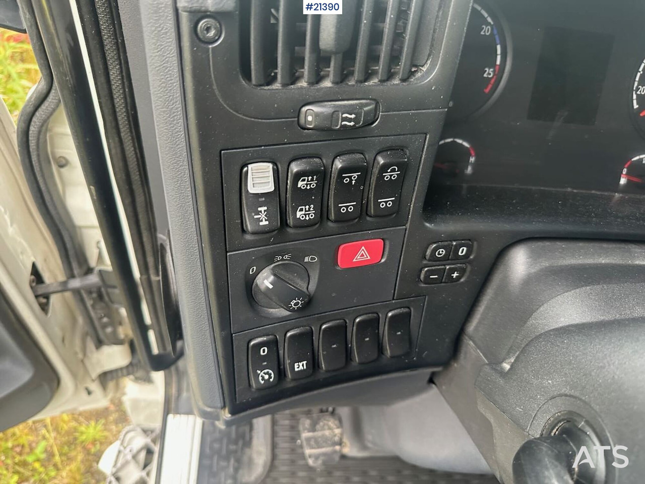 Leasa Scania R380 6x2 tankbil m/ eurotank påbygg Scania R380 6x2 tankbil m/ eurotank påbygg: bild 13