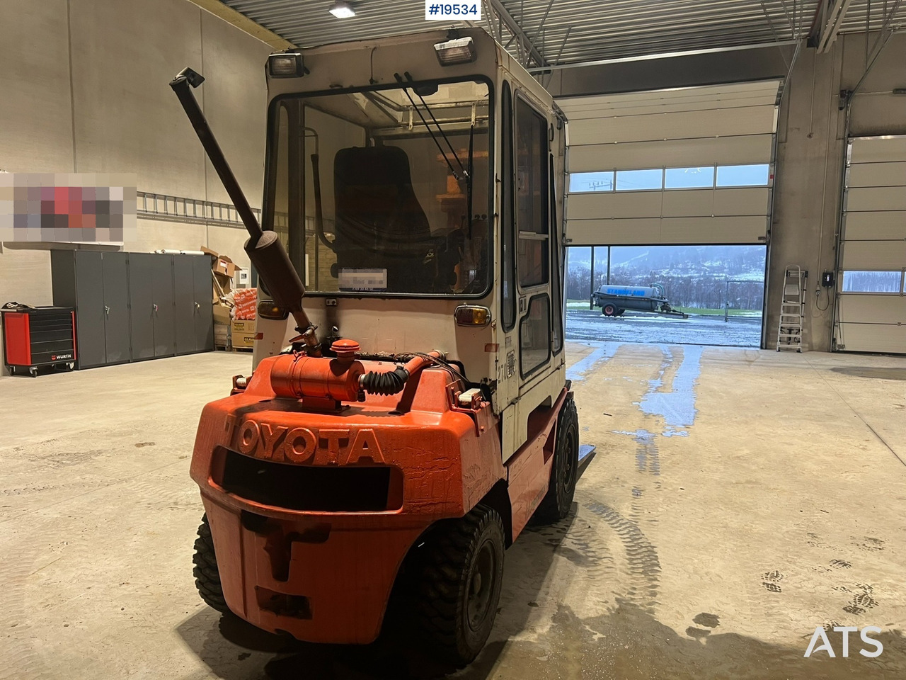 Toyota 02-3FD33 gaffel truck SE VIDEO - Motviktstruck: bild 5 Toyota 02-3FD33 gaffel truck SE VIDEO - Motviktstruck: bild 5