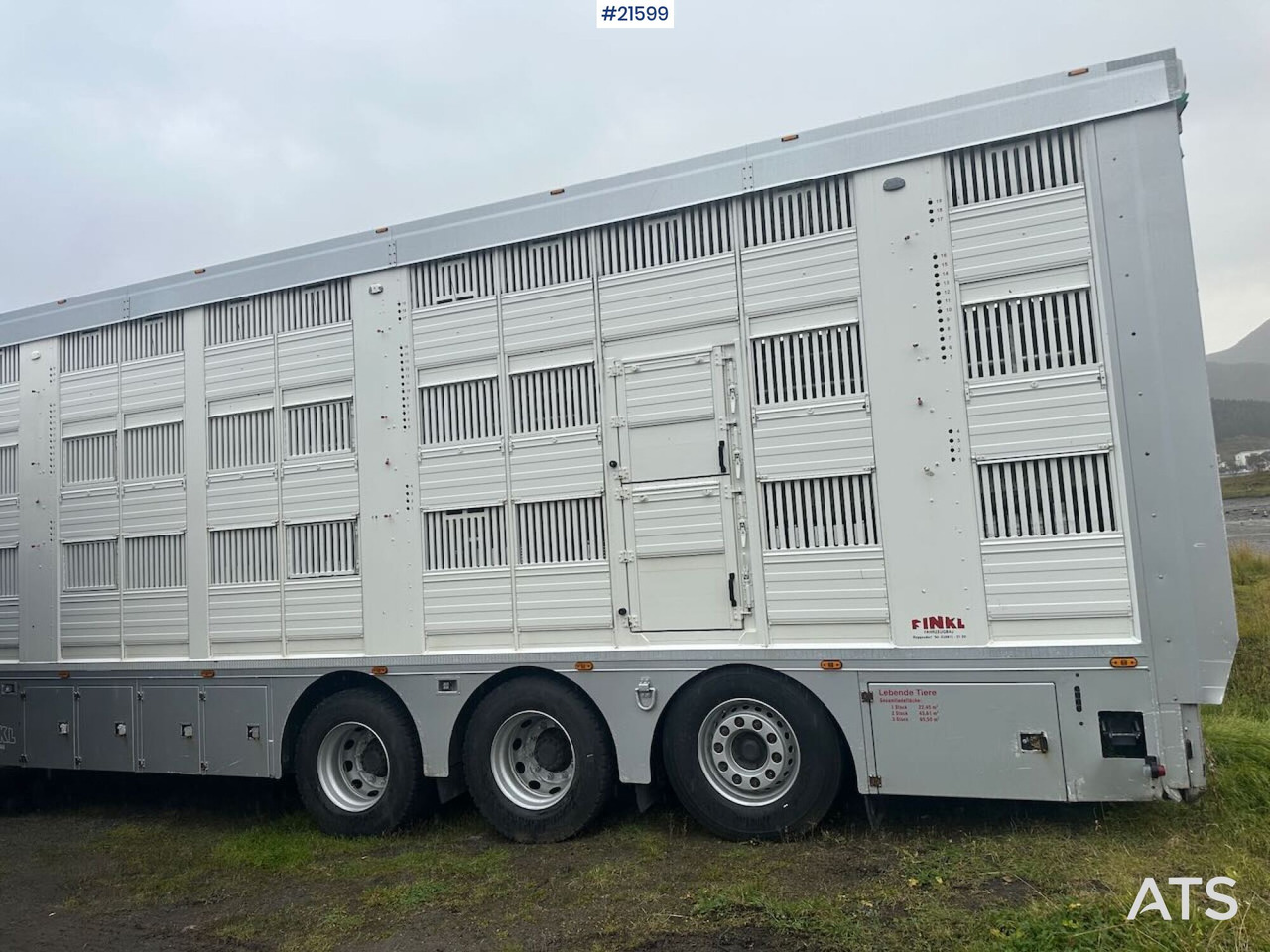 Volvo 540 8x4 dyrebil m/ Finkl påbygg, onspot og godkjent til 225 dyr - Djurtransport lastbil: bild 5 Volvo 540 8x4 dyrebil m/ Finkl påbygg, onspot og godkjent til 225 dyr - Djurtransport lastbil: bild 5