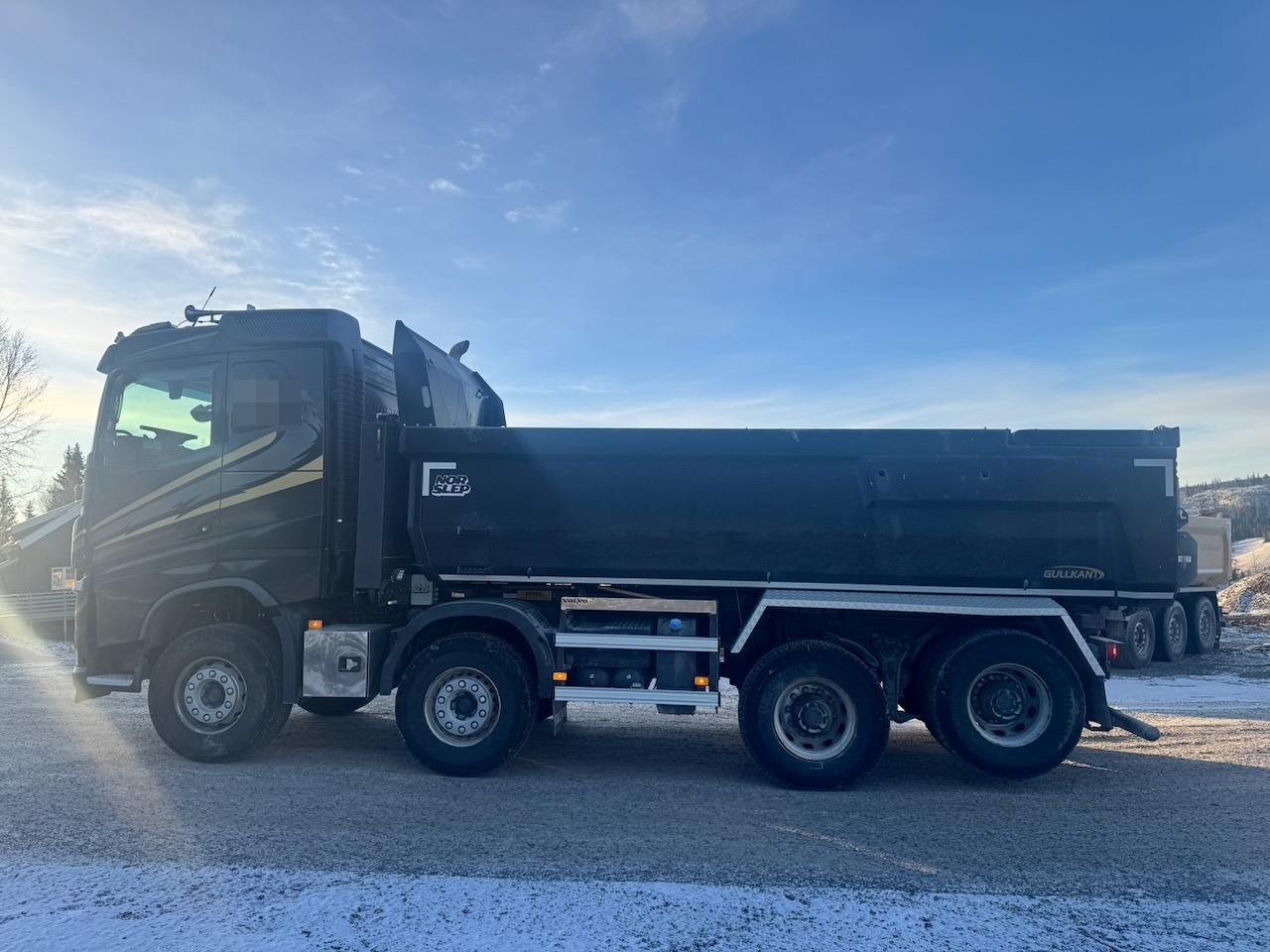 Volvo FH540 8x4 Tippbil. 126 000 km! SE VIDEO - Tippbil lastbil: bild 3 Volvo FH540 8x4 Tippbil. 126 000 km! SE VIDEO - Tippbil lastbil: bild 3