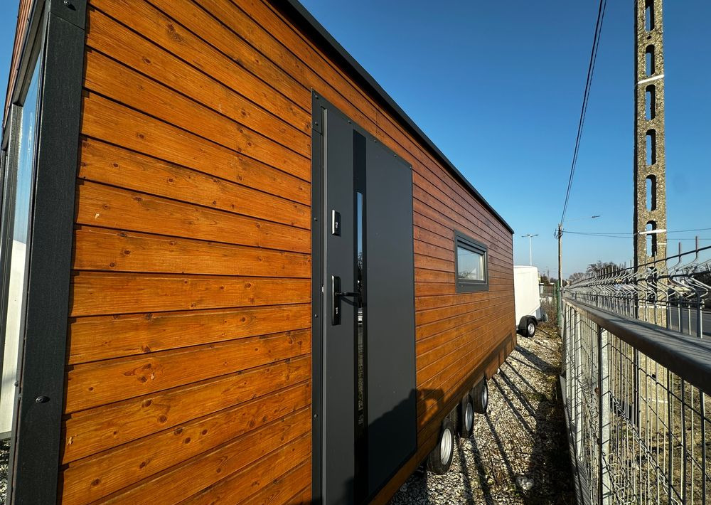 Boro Drewniany DOMEK MOBILNY na przyczepie 7,5m x 2,5m - Husvagn: bild 2 Boro Drewniany DOMEK MOBILNY na przyczepie 7,5m x 2,5m - Husvagn: bild 2