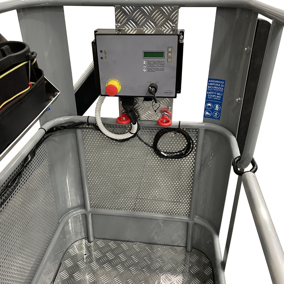 Iron Man Basket CPFA-2H-F - Tillbehör för Lastbilskran: bild 3 Iron Man Basket CPFA-2H-F - Tillbehör för Lastbilskran: bild 3