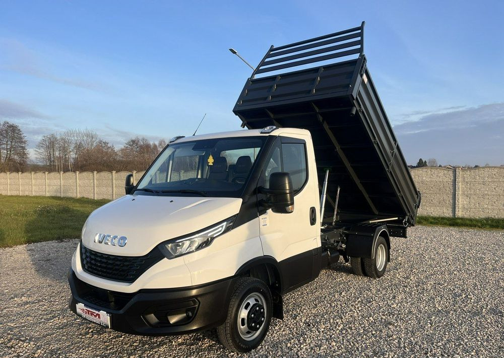 Iveco Daily - Transportbil med tippflak: bild 1 Iveco Daily - Transportbil med tippflak: bild 1