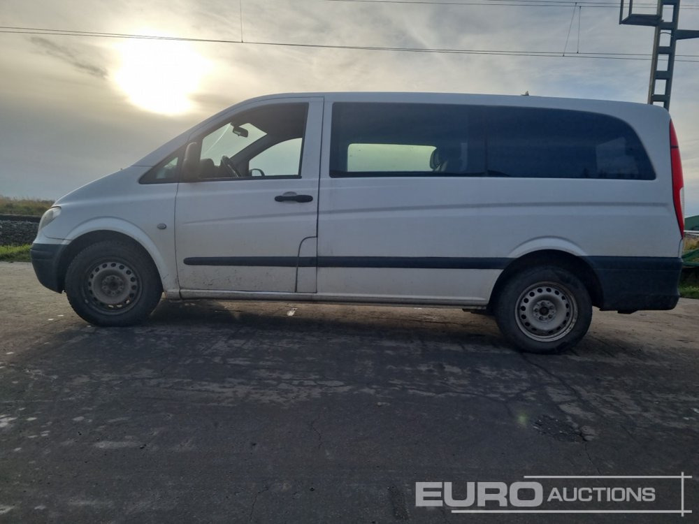 2005 Mercedes Benz Vito - Dubbelhytt transportbil: bild 2 2005 Mercedes Benz Vito - Dubbelhytt transportbil: bild 2