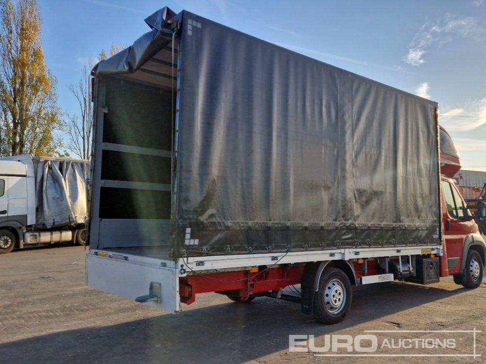 2017 Peugot Boxer, Electric Windows, A/C, Curtain Sider, JEGGER Boxes (New Engine (63000 km)) - Transportbil med kapell: bild 5 2017 Peugot Boxer, Electric Windows, A/C, Curtain Sider, JEGGER Boxes (New Engine (63000 km)) - Transportbil med kapell: bild 5