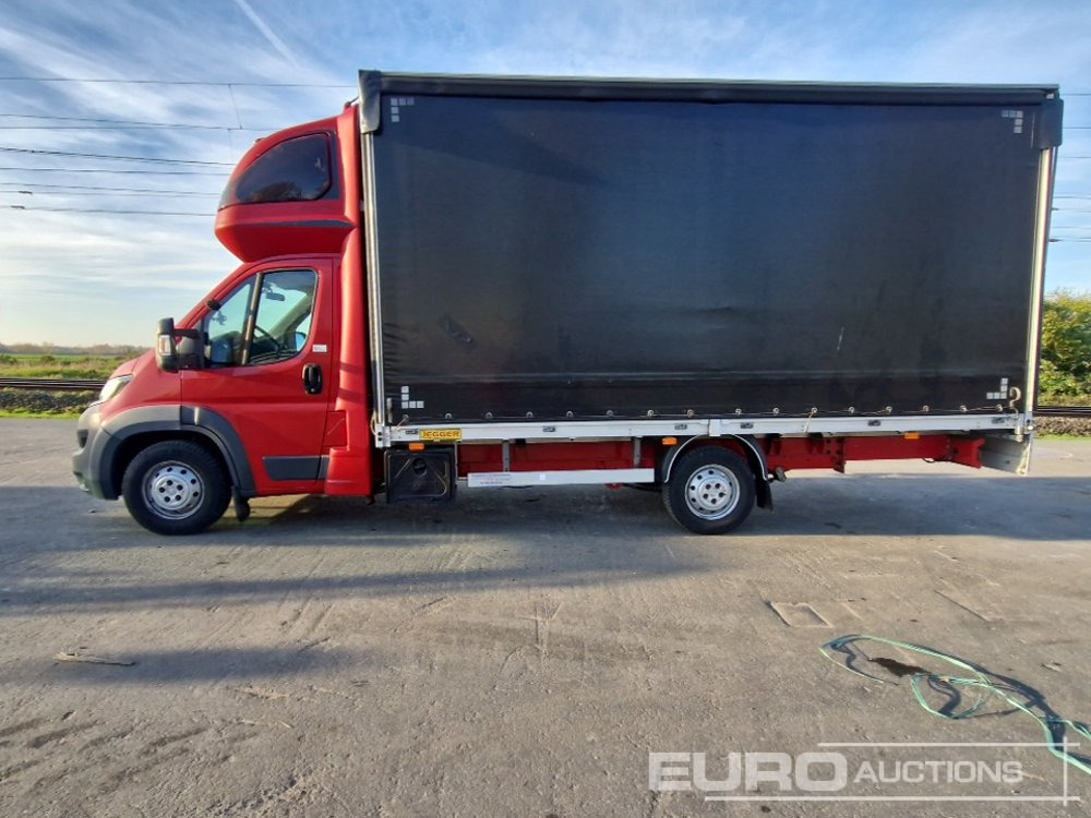 2017 Peugot Boxer, Electric Windows, A/C, Curtain Sider, JEGGER Boxes (New Engine (63000 km)) - Transportbil med kapell: bild 2 2017 Peugot Boxer, Electric Windows, A/C, Curtain Sider, JEGGER Boxes (New Engine (63000 km)) - Transportbil med kapell: bild 2
