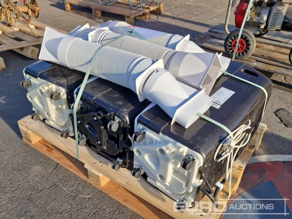 Airconditioning Units (3 of) - Entreprenadutrustning: bild 2 Airconditioning Units (3 of) - Entreprenadutrustning: bild 2