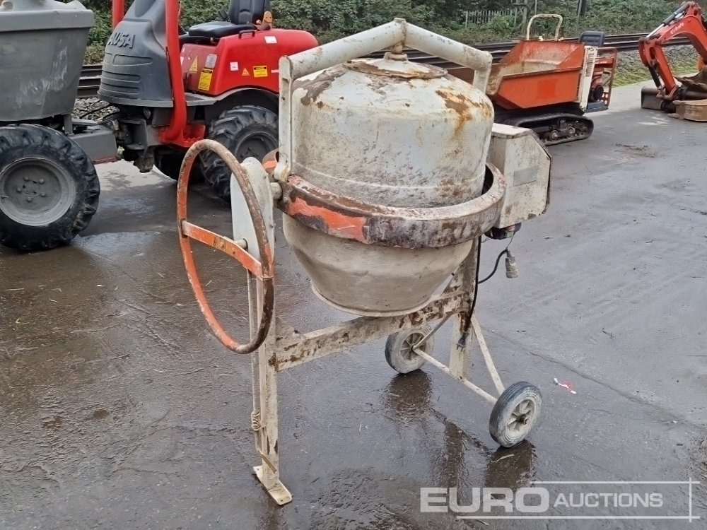 Altrad Electric Cement Mixer - Betongblandare: bild 1 Altrad Electric Cement Mixer - Betongblandare: bild 1