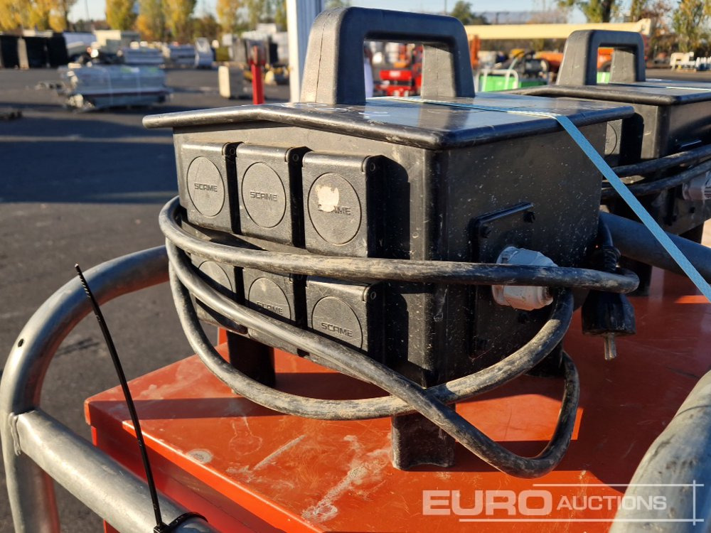 Electrical Distribution Boxes (3 of) - Entreprenadutrustning: bild 5 Electrical Distribution Boxes (3 of) - Entreprenadutrustning: bild 5