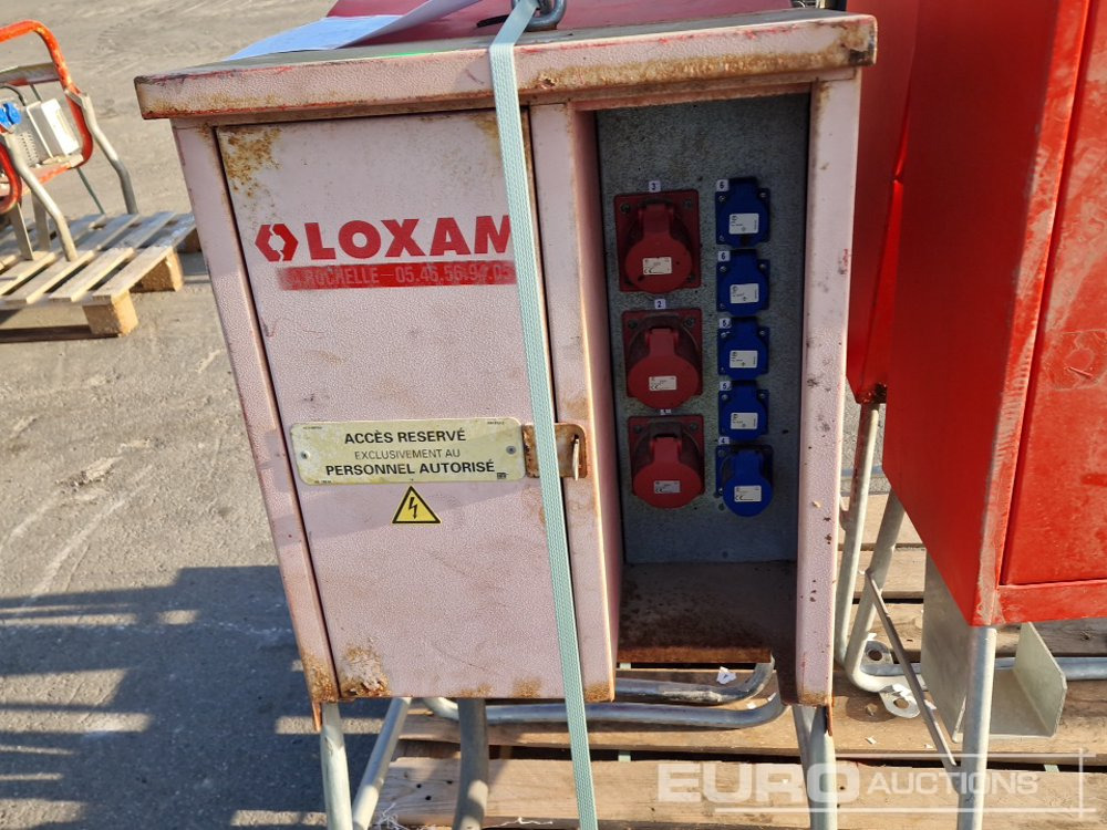 Electrical Distribution Boxes (4 of) - Entreprenadutrustning: bild 5 Electrical Distribution Boxes (4 of) - Entreprenadutrustning: bild 5