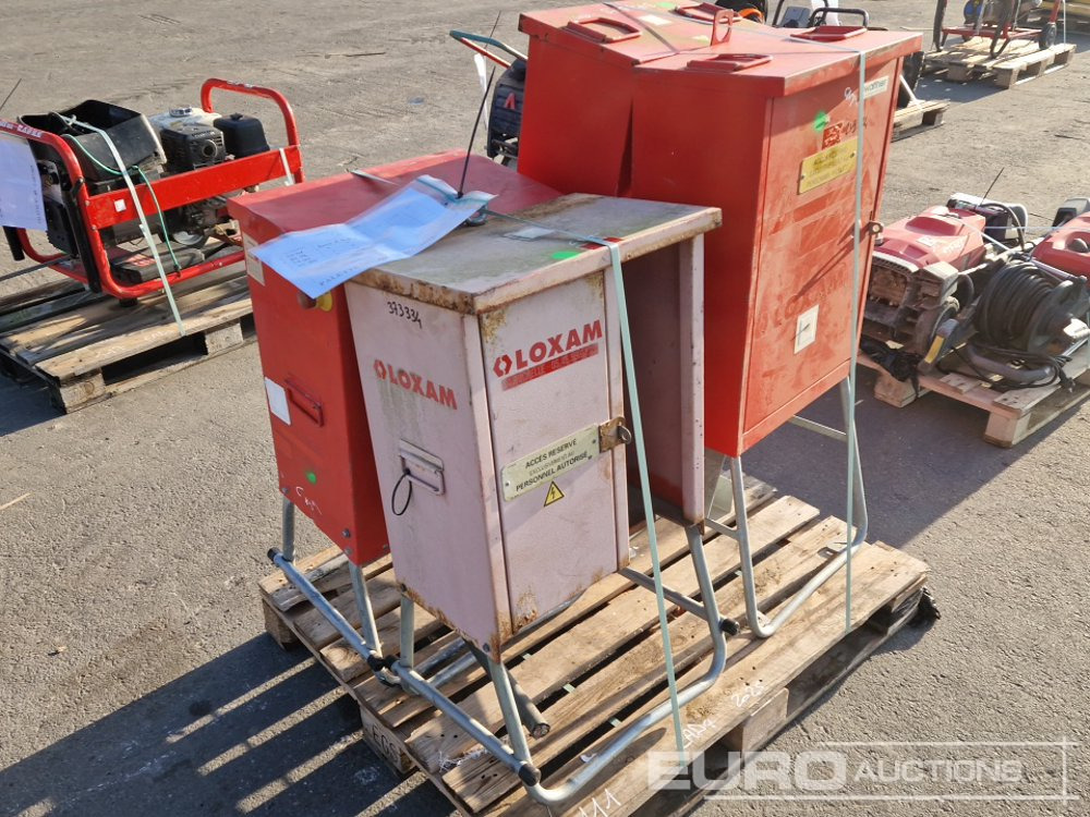 Electrical Distribution Boxes (4 of) - Entreprenadutrustning: bild 3 Electrical Distribution Boxes (4 of) - Entreprenadutrustning: bild 3