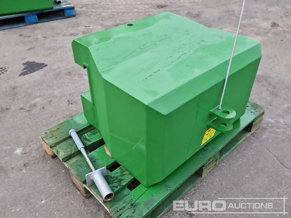 Unused 2025 John Deere 600kg Front Weights to suit John Deere Tractors, Metal Case with Towing Eye (Green) - Lantbruksmaskiner: bild 4 Unused 2025 John Deere 600kg Front Weights to suit John Deere Tractors, Metal Case with Towing Eye (Green) - Lantbruksmaskiner: bild 4