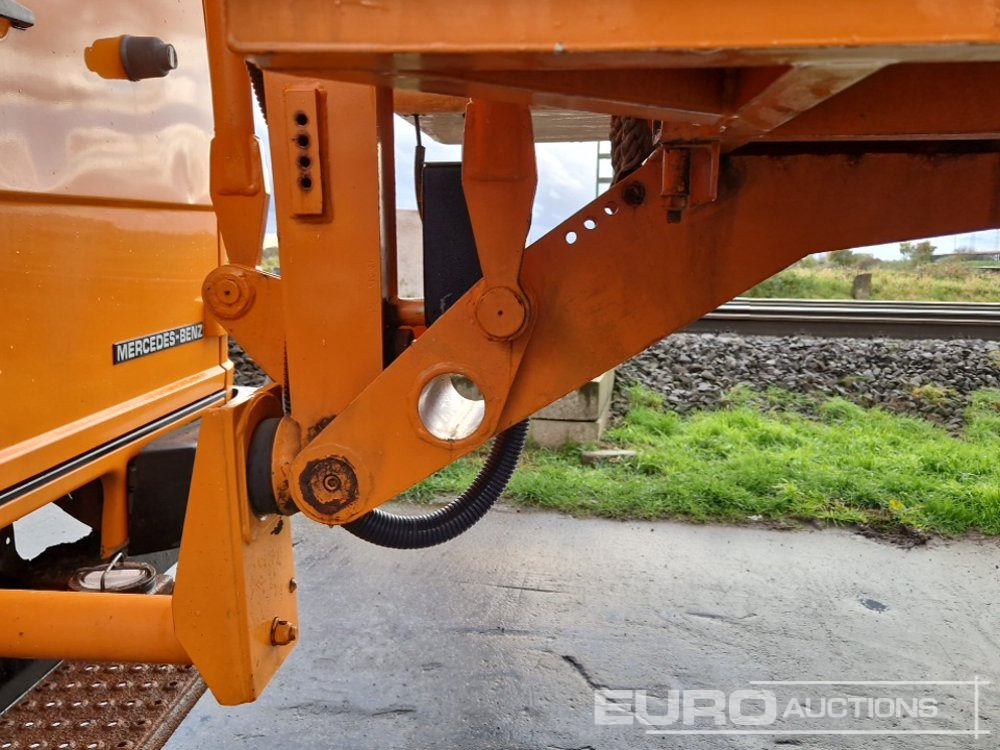 Billift Mercedes 612D: bild 23