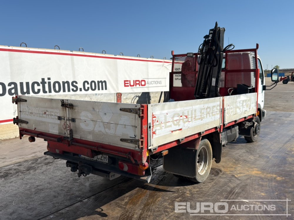 2004 Nissan Cabstar - Flakbil: bild 5 2004 Nissan Cabstar - Flakbil: bild 5