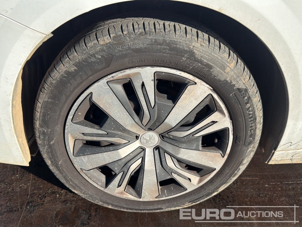 Personbil 2020 Peugeot 208: bild 9