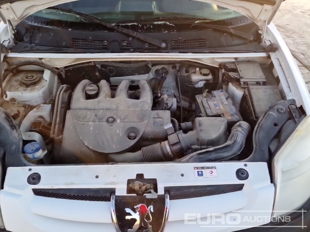 Transportbil 2007 Peugeot Partner: bild 13