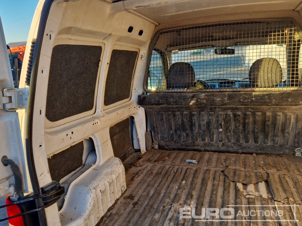 Transportbil 2007 Peugeot Partner: bild 18