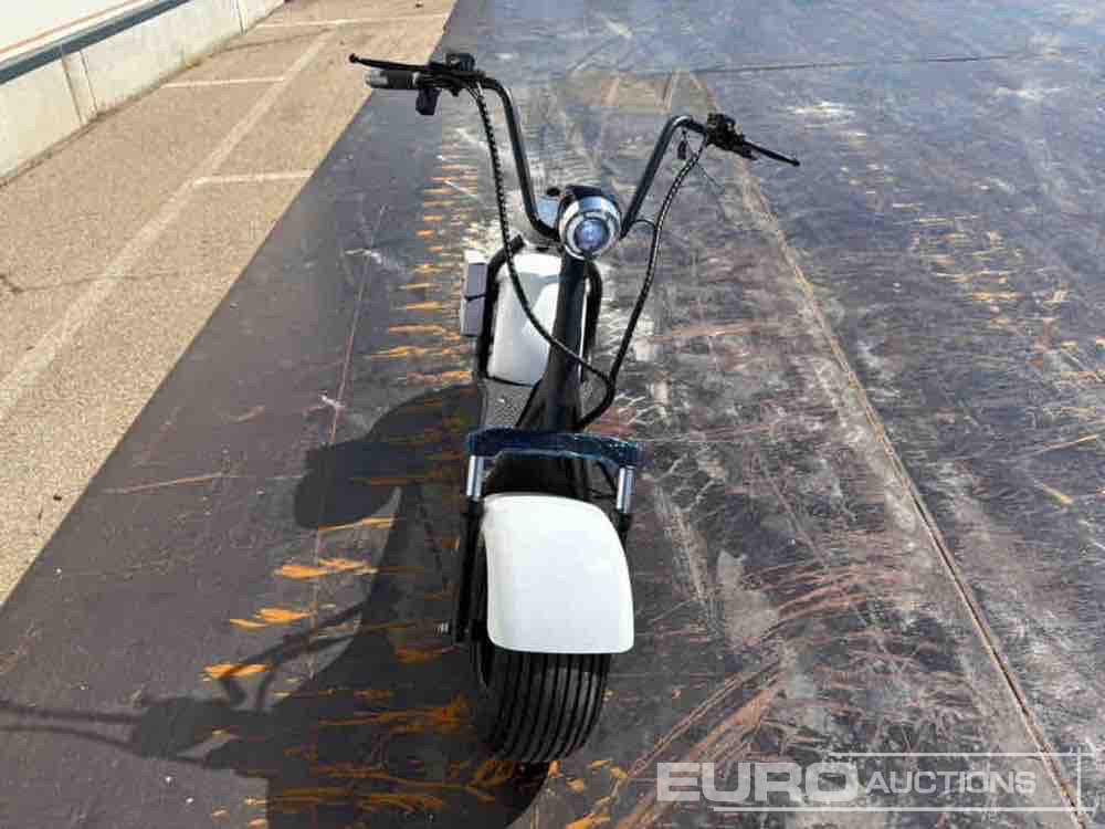 Motorcykel Unused City coco Electric Scooter Max Speed 40km/h, Autonomy 45km / Scooter Eléctrico: bild 8