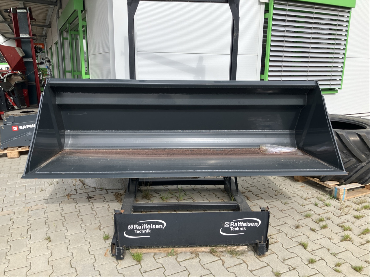 Alö Stoll Schaufel 2,60m - Frontlastar för traktor: bild 3 Alö Stoll Schaufel 2,60m - Frontlastar för traktor: bild 3