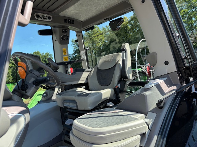 Deutz-Fahr Agrotron 6215 TTV Warrior-RTK - Traktor: bild 4 Deutz-Fahr Agrotron 6215 TTV Warrior-RTK - Traktor: bild 4