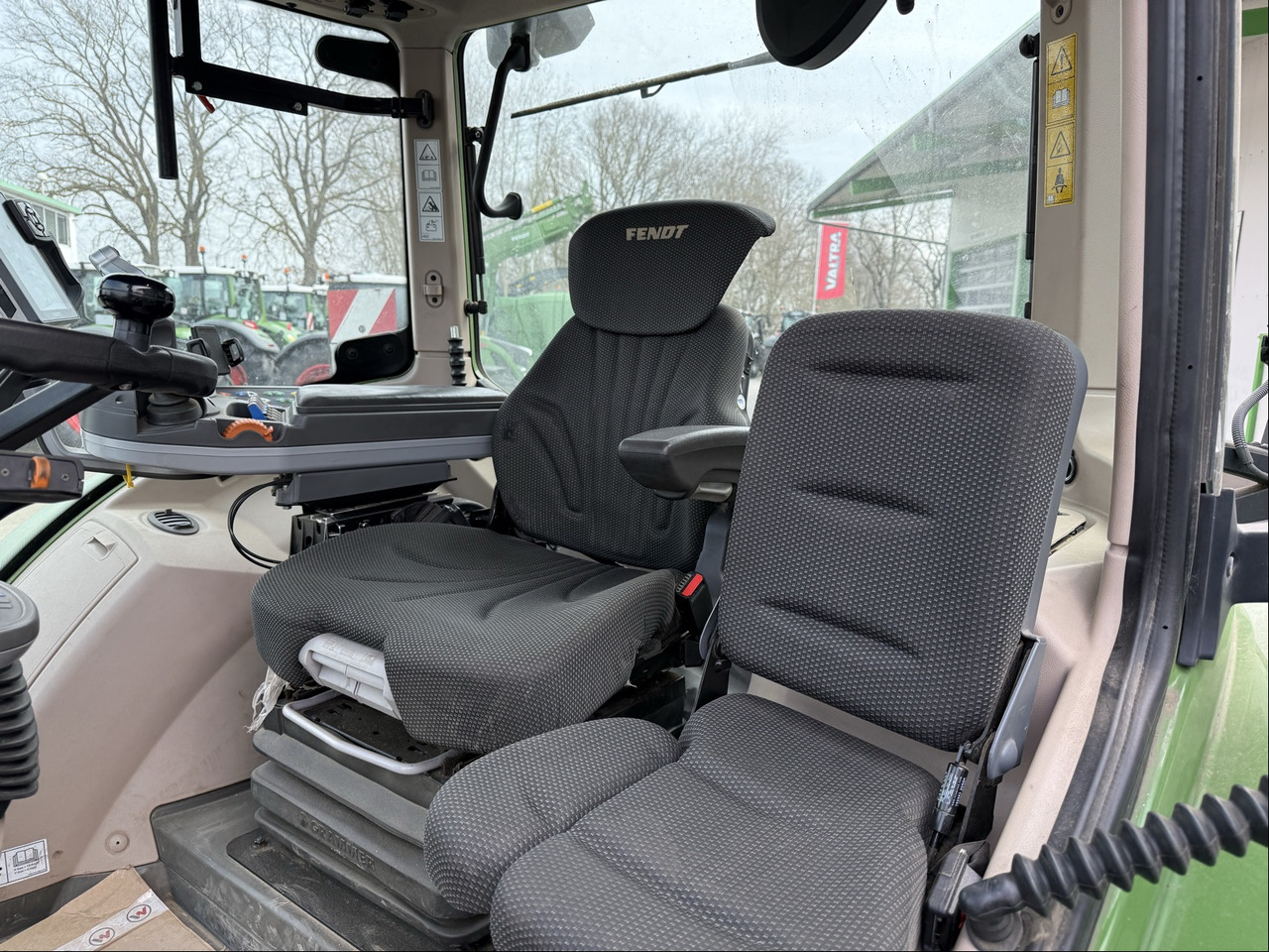 Fendt 724 Vario S4 - Traktor: bild 5 Fendt 724 Vario S4 - Traktor: bild 5