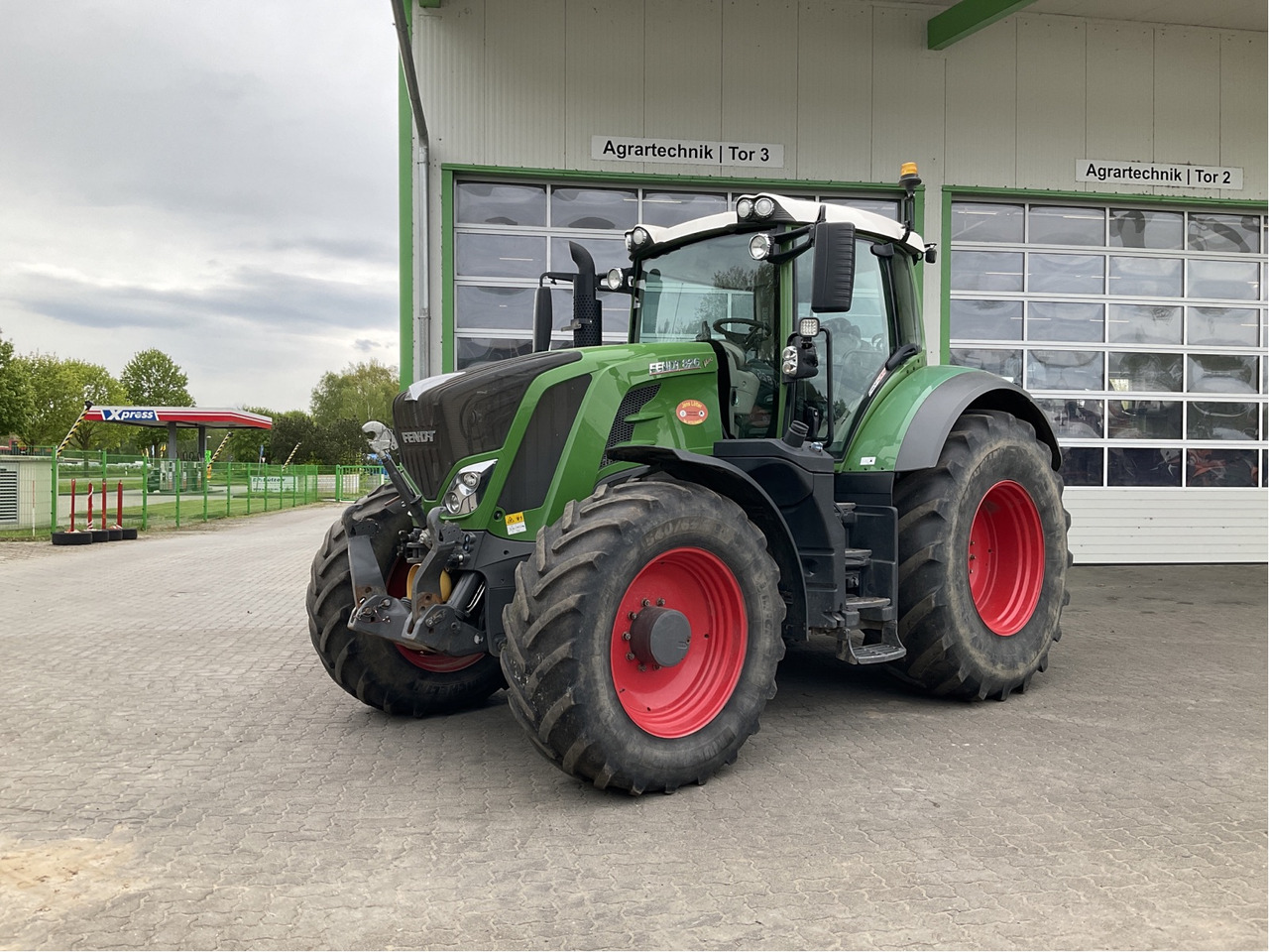Fendt 826 Vario S4 - Traktor: bild 1 Fendt 826 Vario S4 - Traktor: bild 1