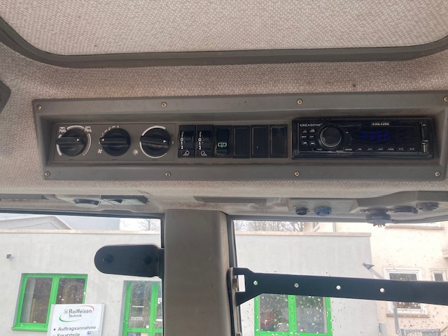 Fendt Favorit 714 Vario - Traktor: bild 2 Fendt Favorit 714 Vario - Traktor: bild 2