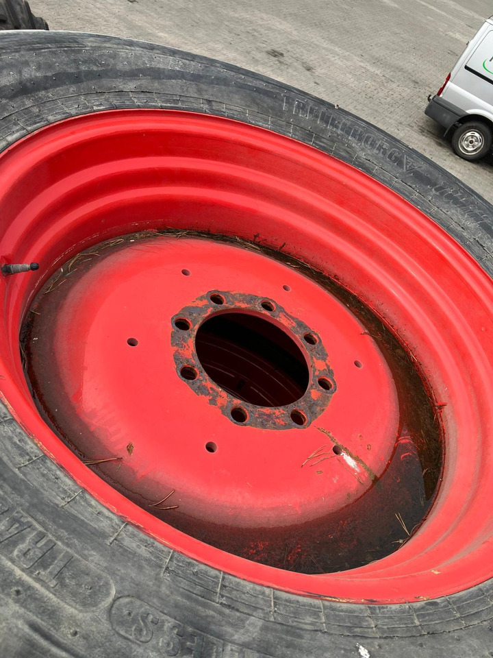 Fendt Räder Rasenbereifung - Däck och fälgar: bild 2 Fendt Räder Rasenbereifung - Däck och fälgar: bild 2